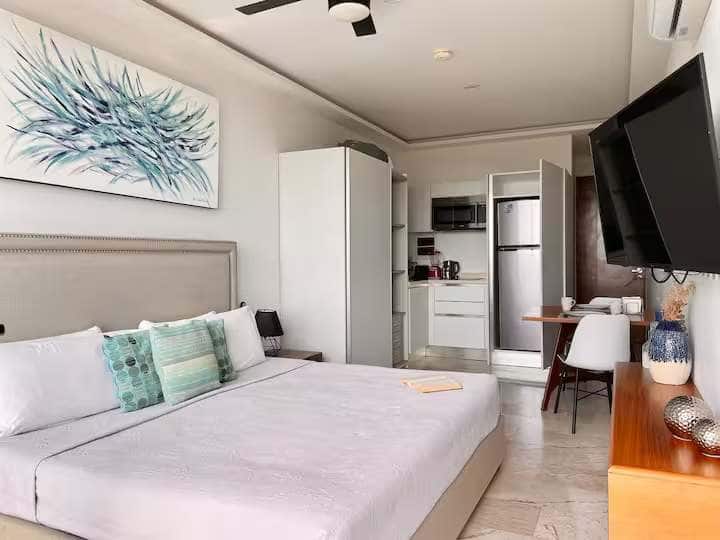 Sea View Studio W Rooftop Pool Near 5th Ave - México