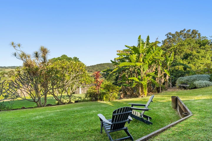 Maroochy River Treetop Haven - Dog-friendly Stay - Nambour