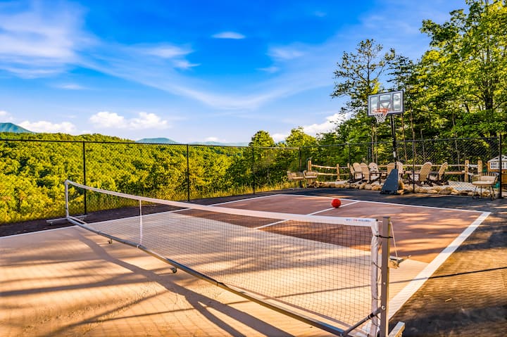 Indoor Pool | Golf Sim | Pickleball | Sleeps 20