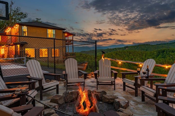Indoor Pool | Golf Sim | Pickleball | Sleeps 20
