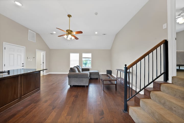 Wynnwood Haven At The Lake Retreat Ii - Little Elm, TX