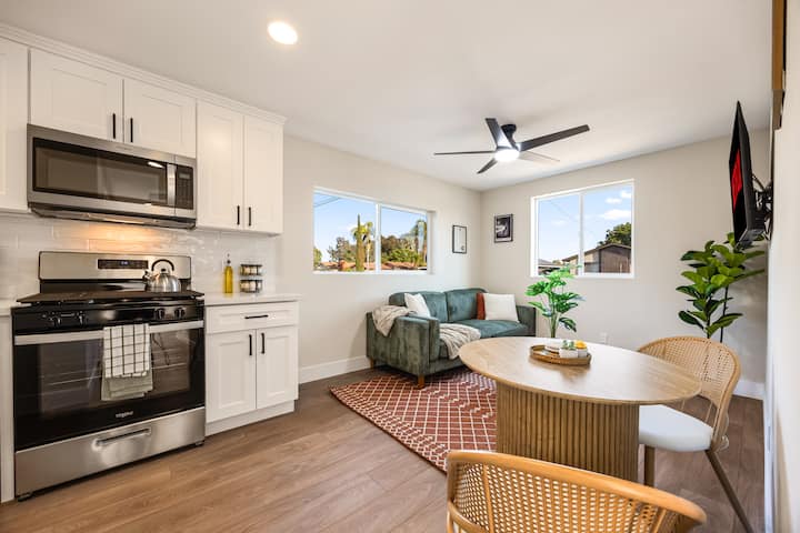 *New* A/c | Private Yard | Laundry | Pet-friendly - San Diego, CA