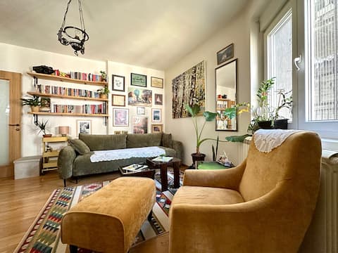 Successful Airbnb property: Ljubica’s authentic home in Звездара