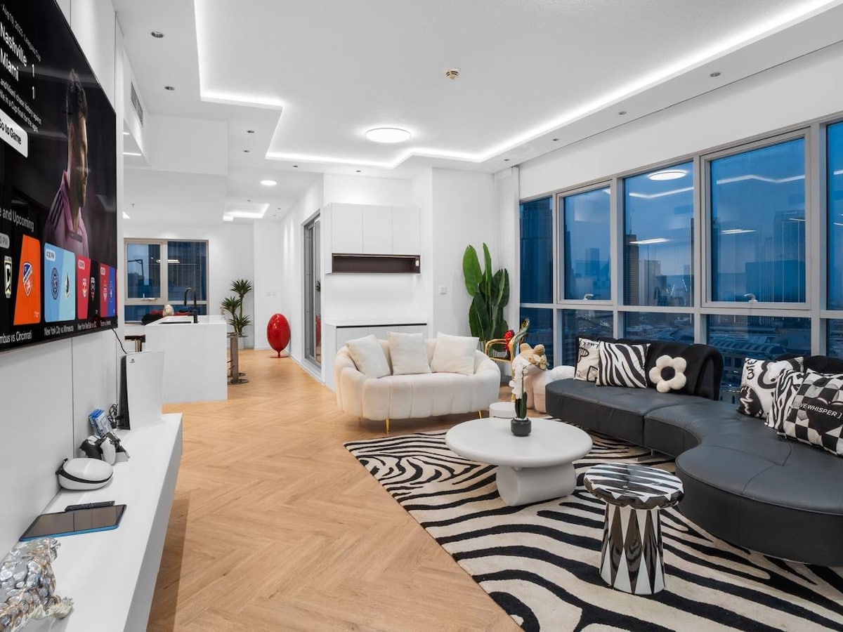 3-Bedroom Apartment · Burj Khalifa View · II — photo 2