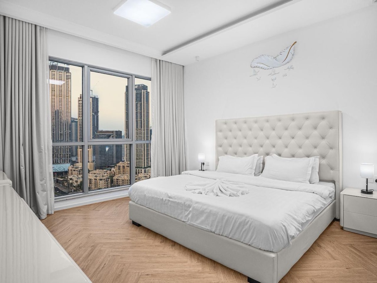 3-Bedroom Apartment · Burj Khalifa View · II — photo 3