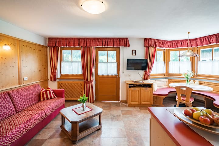 Floralpin Apartment E | 4 Pers., 94 M² - Antholz Mittertal