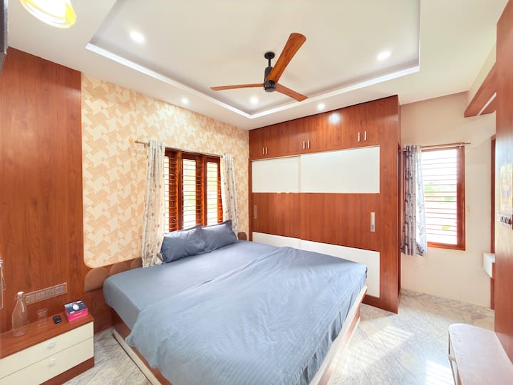 Palm Breeze 4bhk Spacez Modern Villa - Nelamangala Town
