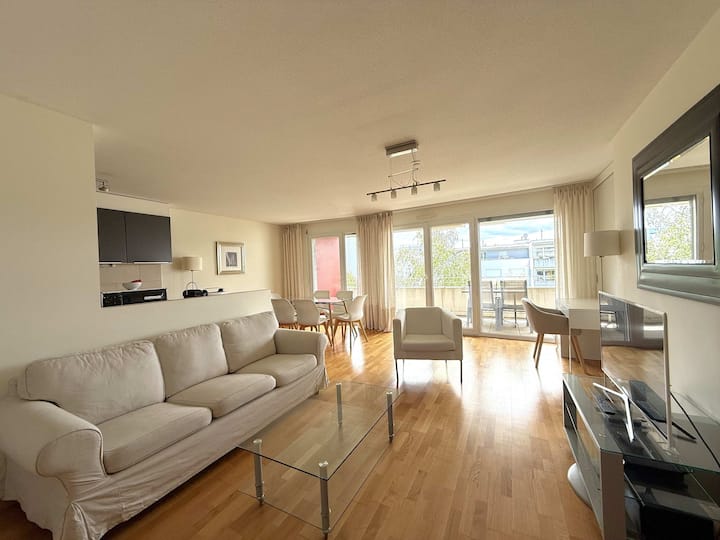 180 * Close To Unil Epfl, Spacious And Bright 2 Be - Lausanne