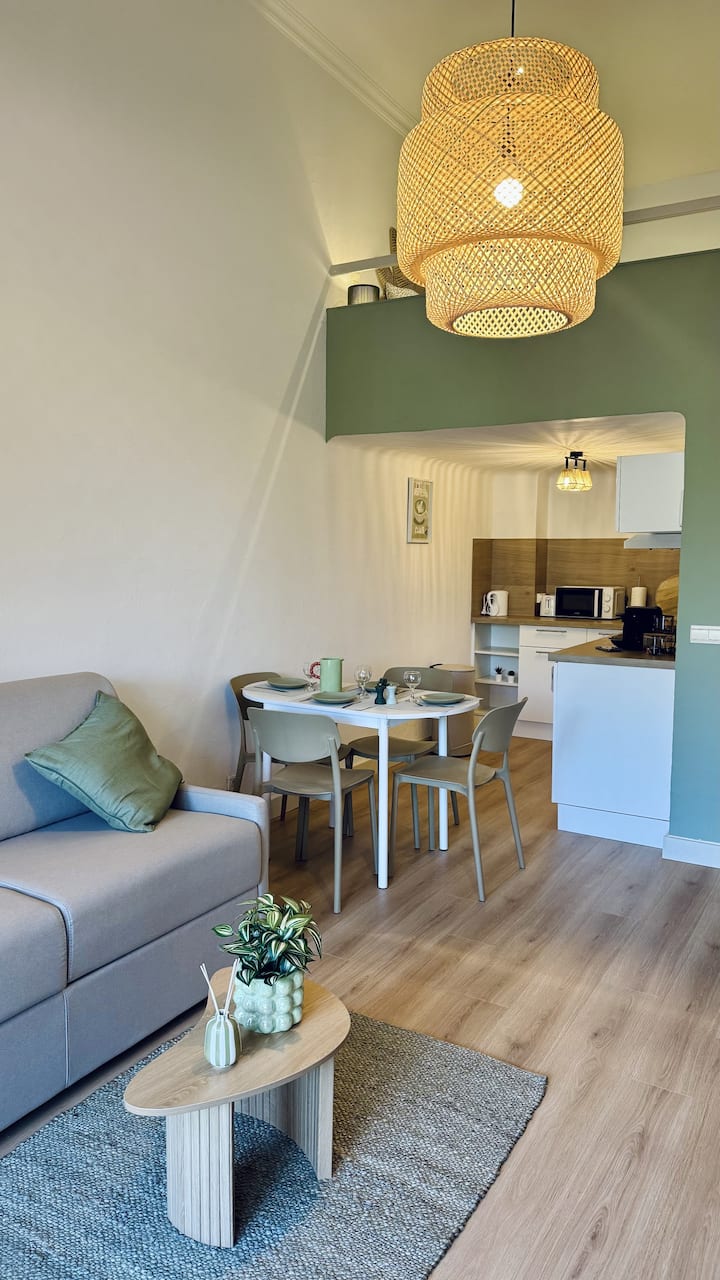 Duplex Rénové  Plage à Pied  Parking Privé - Mandelieu-la-Napoule