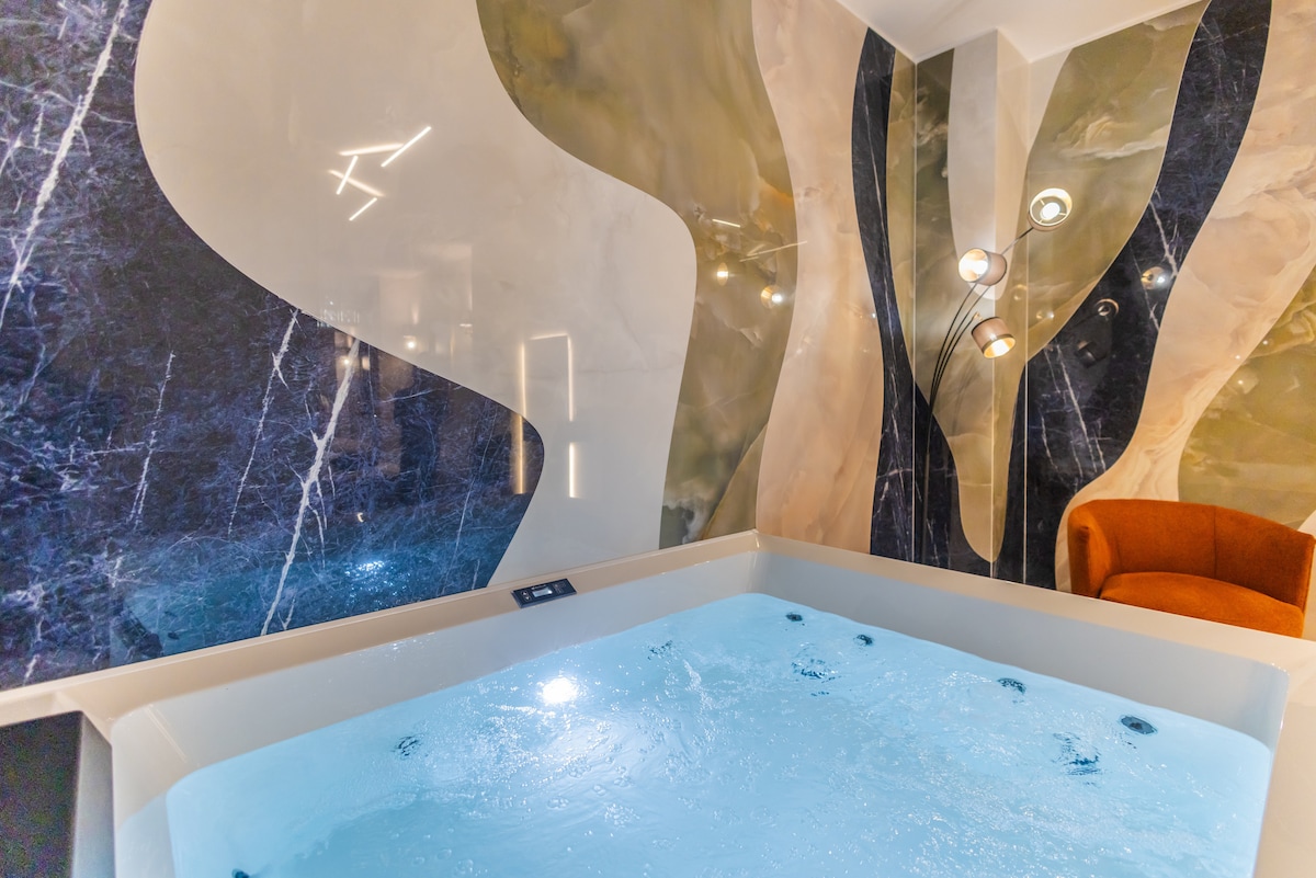 VBM Luxury Suites — 5