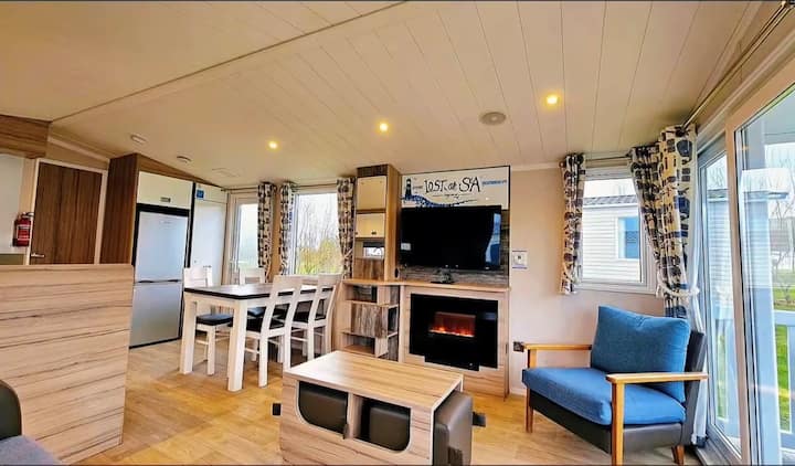 Jeanie’s Happy Haven Craigtara 

Bayview - Ayr