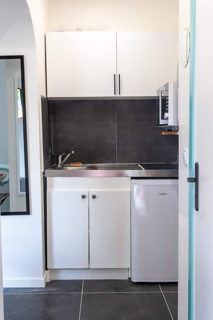 Studio Calme Et éQuipé à Gagny - Neuilly-sur-Marne
