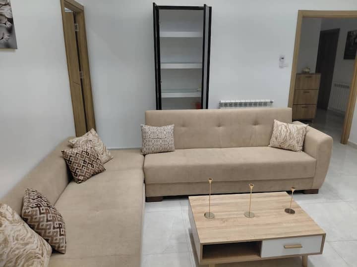 Appartement Moderne Dans Un Immeuble Haussmannien - Argel