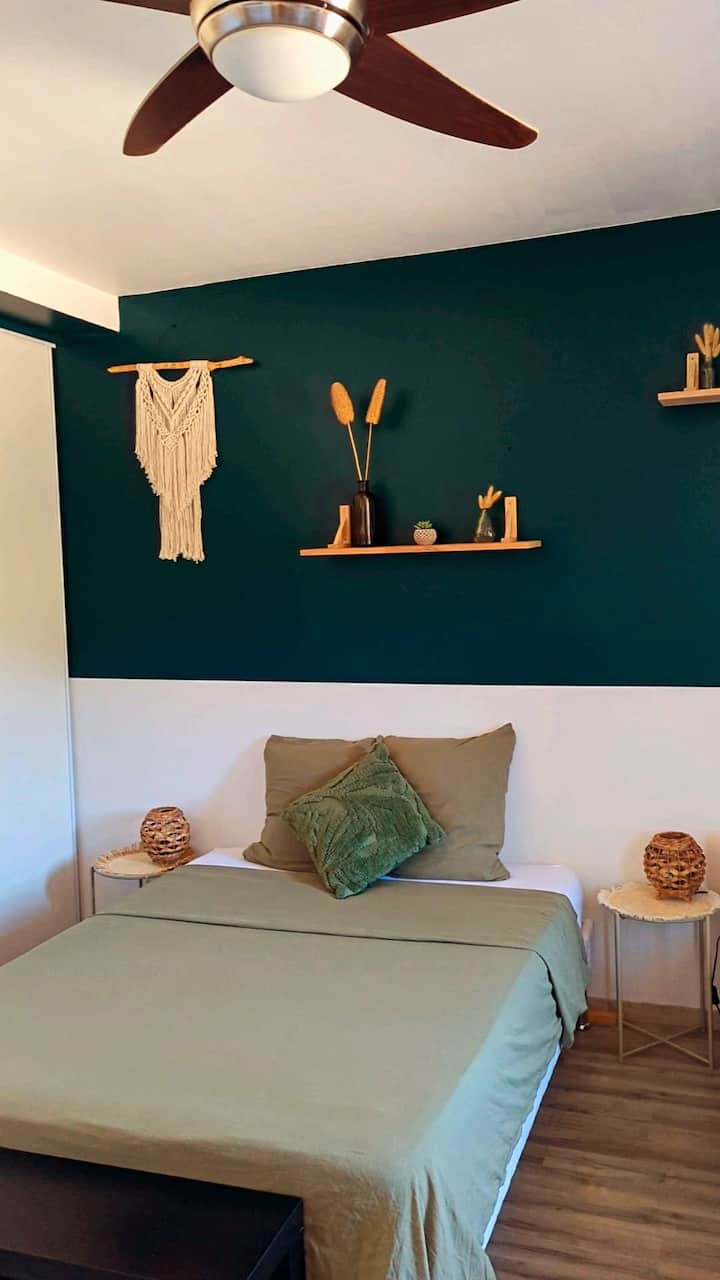 Sabaí : Chambre Calme 2 à 3 Personnes - Lagorce