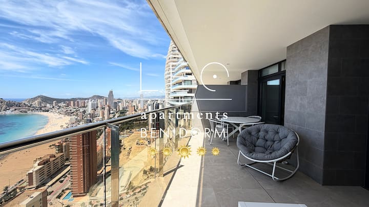 Sunset Cliffs High Floor Apartment - Benidorm