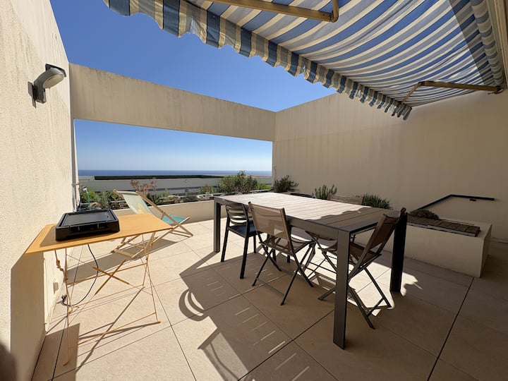 Exceptionnel Vue Mer Avec Terrasse Et Piscine - Bandol