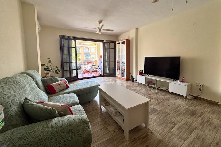 Casa Rio Nalon By Rental Hero - Los Alcázares