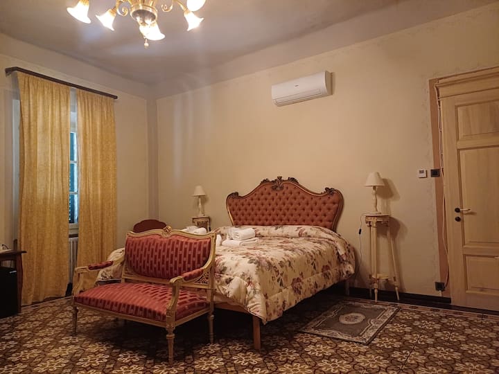 Junior Suite Banfi - B&b Palazzo Del Cardinale - 몬탈치노