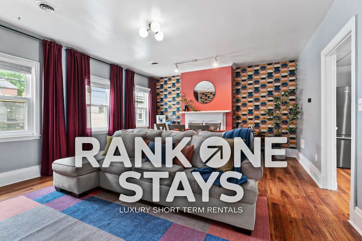 Trendy 2br Near Carson Street | Free Parking - Homestead, PA