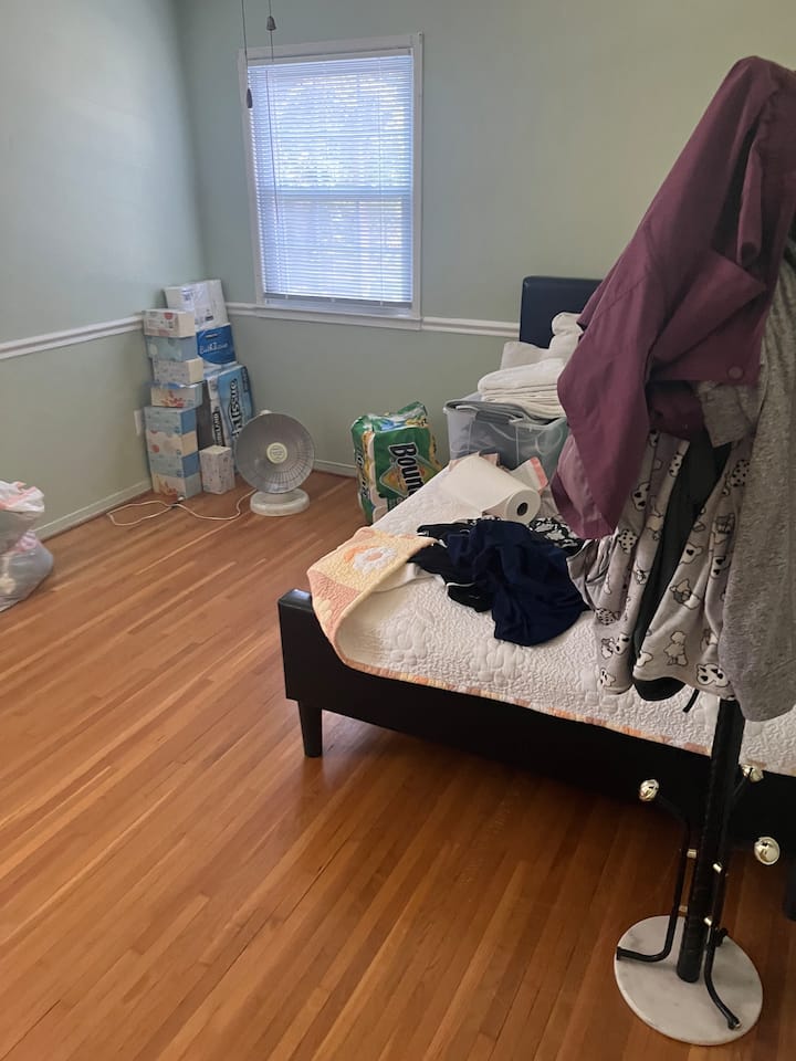 Cozy House Near George Mason University - Fairfax, VA