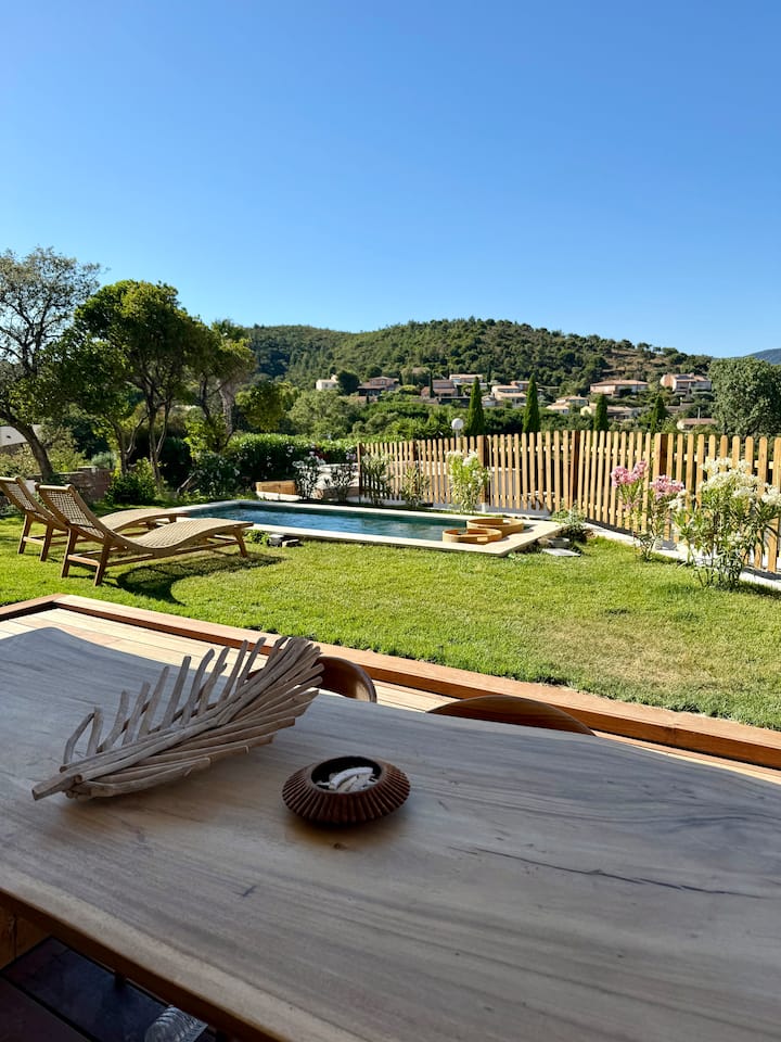 Le Petit Bena-piscine, Jardin, Calme & Mer à Pied - Bormes-les-Mimosas