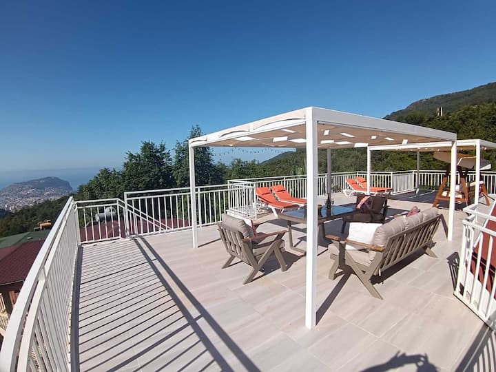 5 Star Villa Majestica — Sea And Castle Views - Alanya