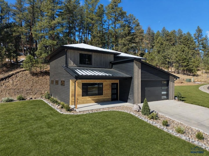 Brand New Black Hills Home | 12 Min To Mt Rushmore - Mount Rushmore, SD