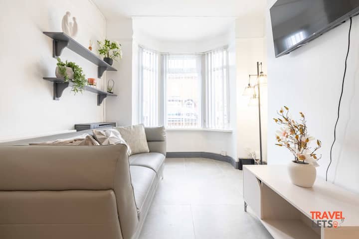 Belfast Near City Hospital & City Centre, Sleeps 6 - Belfast