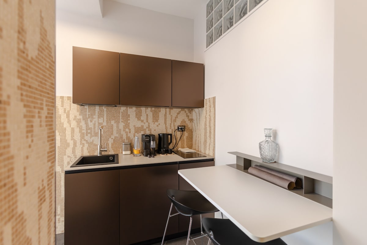 VBM Luxury Suites — 16