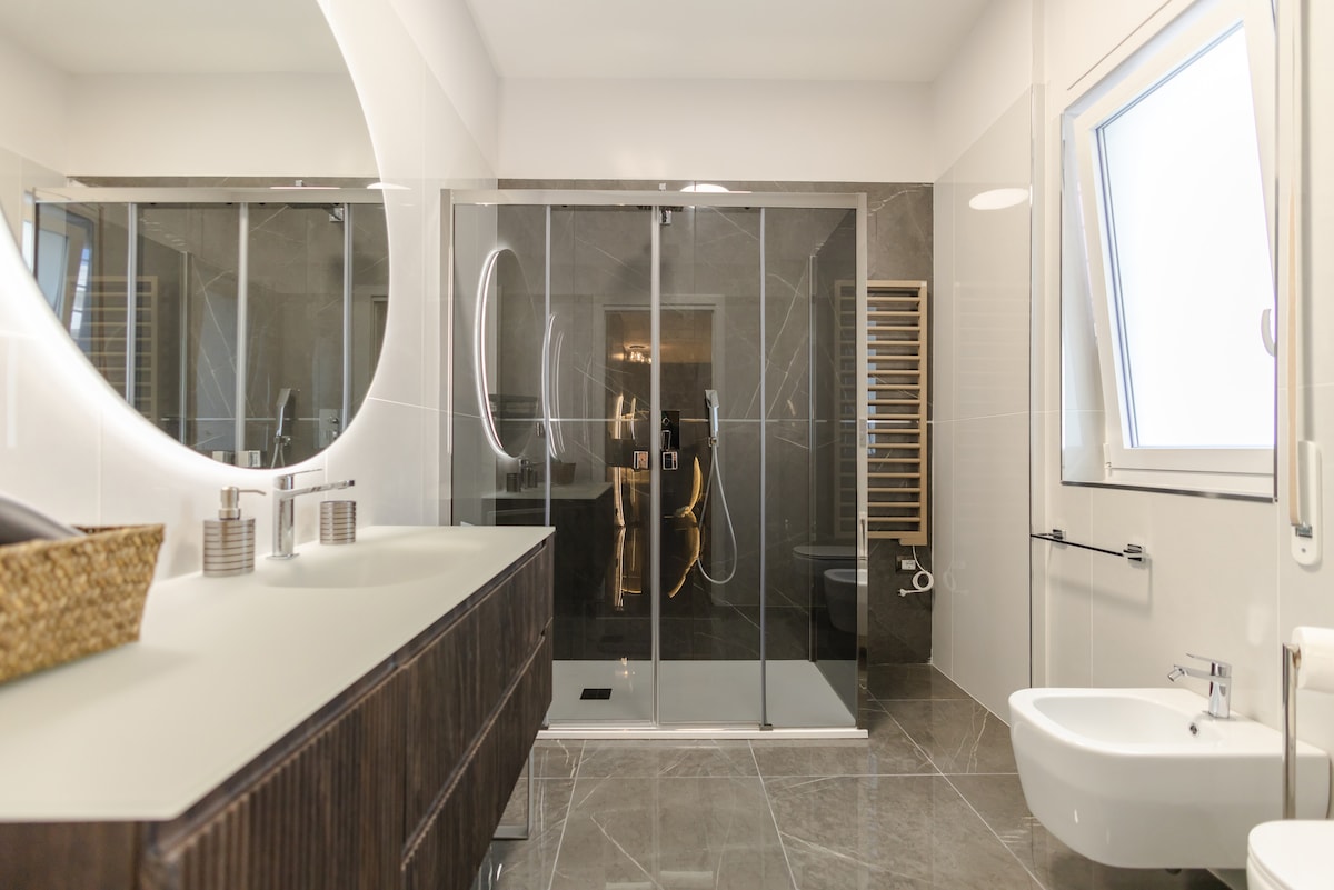 VBM Luxury Suites — 14