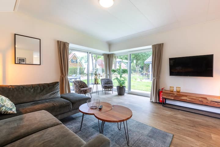 Modern Holiday Home Near Efteling & National Park - Waalwijk