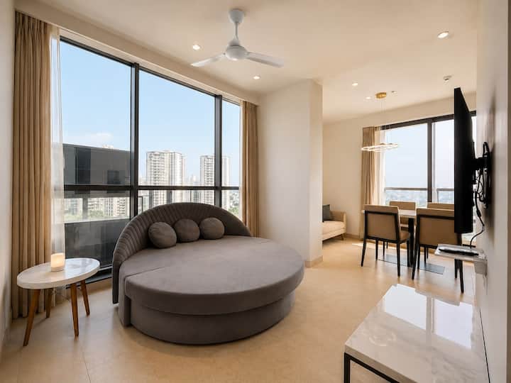 Frane Selak's New Expensive Apt For 4|breathtaking - Delhi