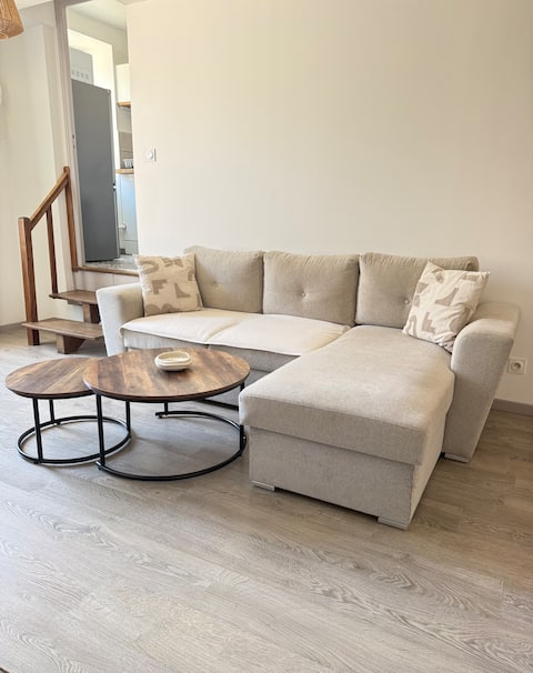 Top performing Airbnb: In the heart of Le Cloître in Chalon Sur Saône