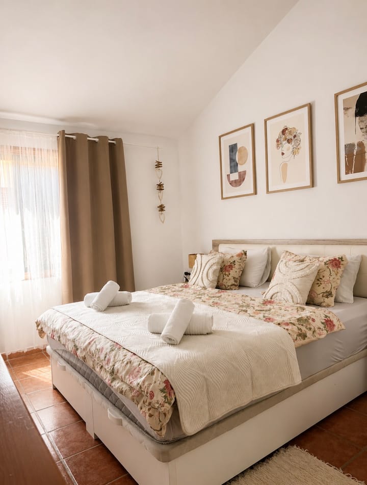 Golden Mile Apartment Steps From Las Vistas Beach - Los Cristianos