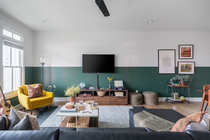 The Nashville Block - 16br/20 Beds - Germantown - Tennessee