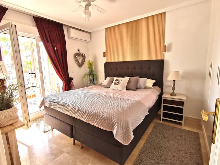 2 Bedroom Apartment In Villa Martin - Playa Flamenca