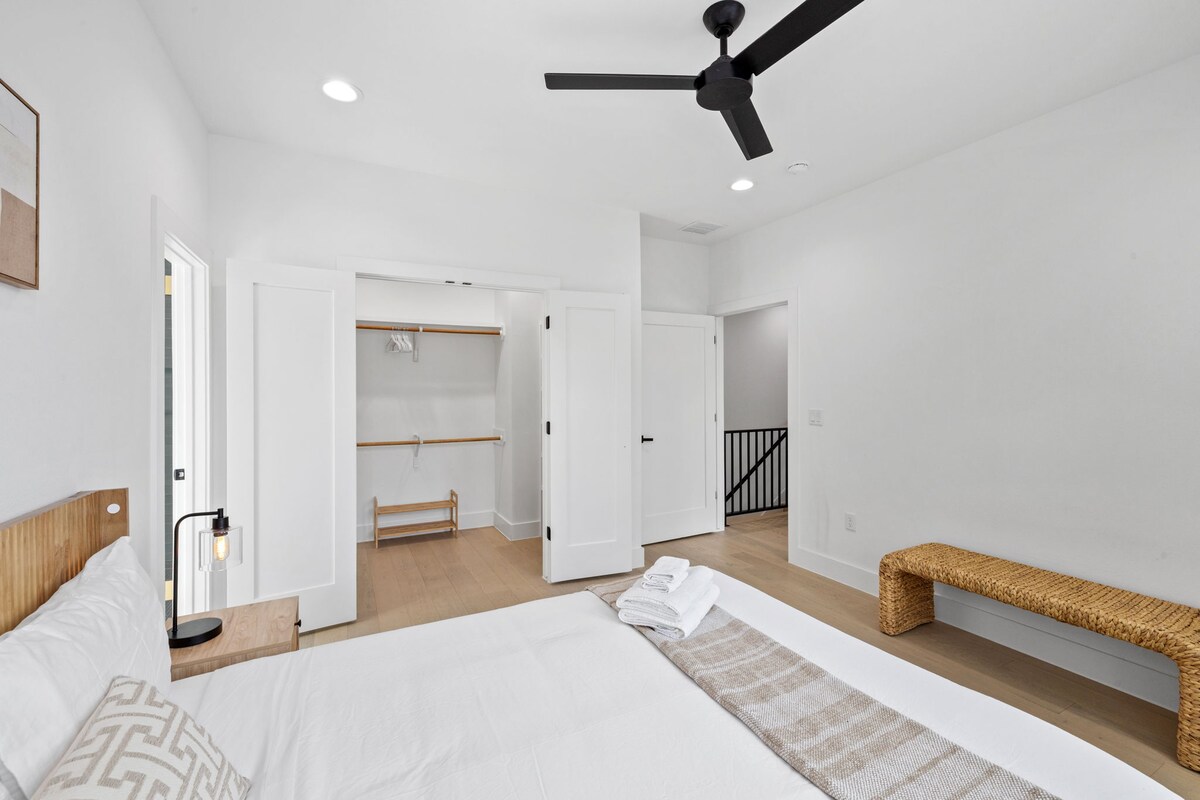 Luxury Home in Central Austin Near UT & Domain