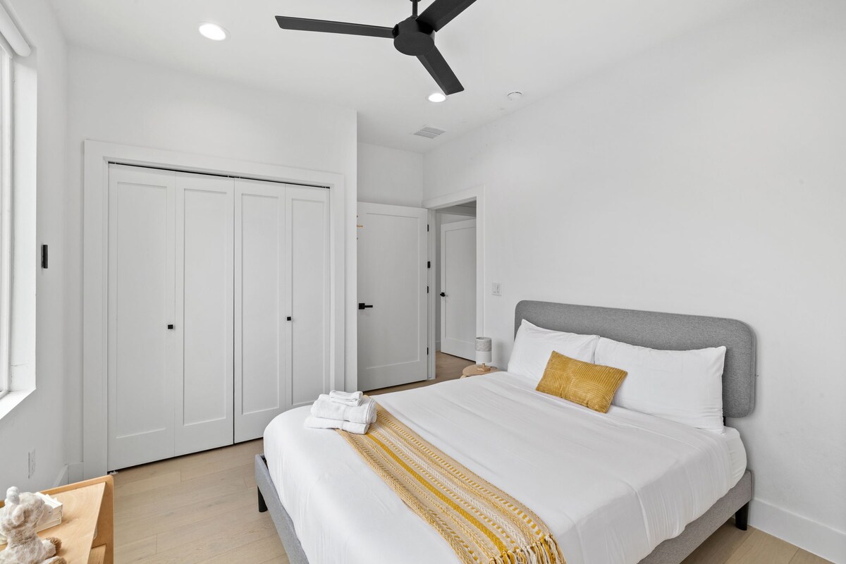 Luxury Home in Central Austin Near UT & Domain