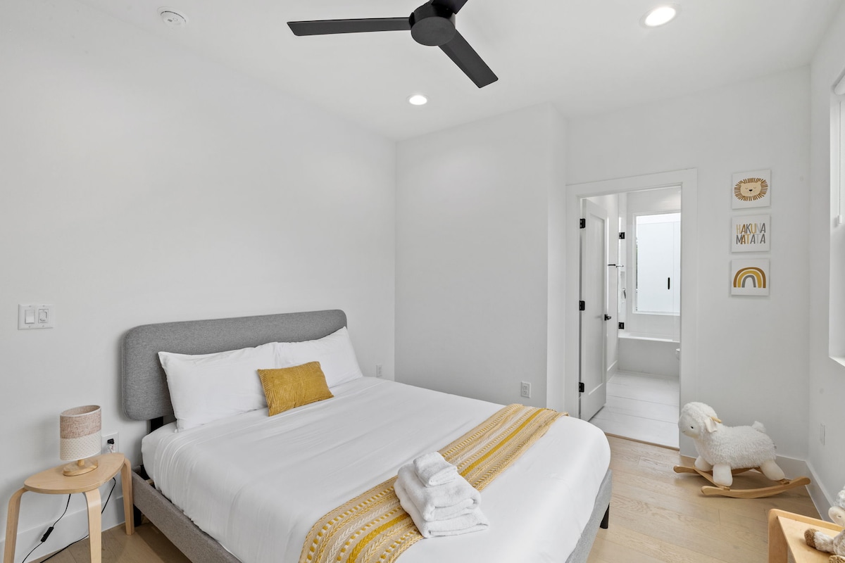 Luxury Home in Central Austin Near UT & Domain