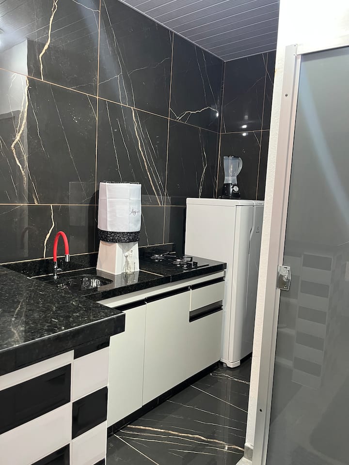Kitnet Completa, Moderna,  Compacta, Charmosa. - Contagem