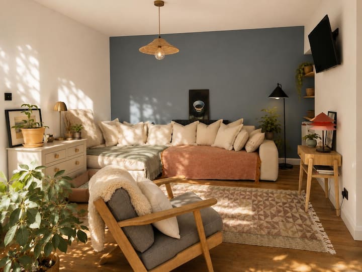 Stylish Garden Apartment With Private Courtyard - Chippenham