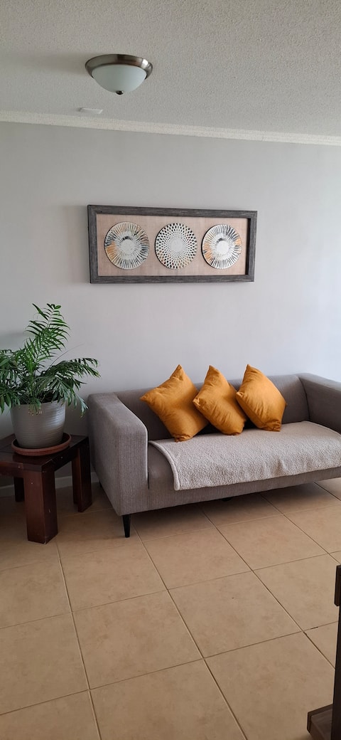 Popular Airbnb listing: Comfortable and cozy apartment with parking in Antofagasta