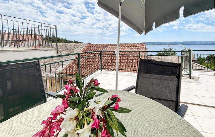 Nice Apartment In Brela With Wifi - Brela