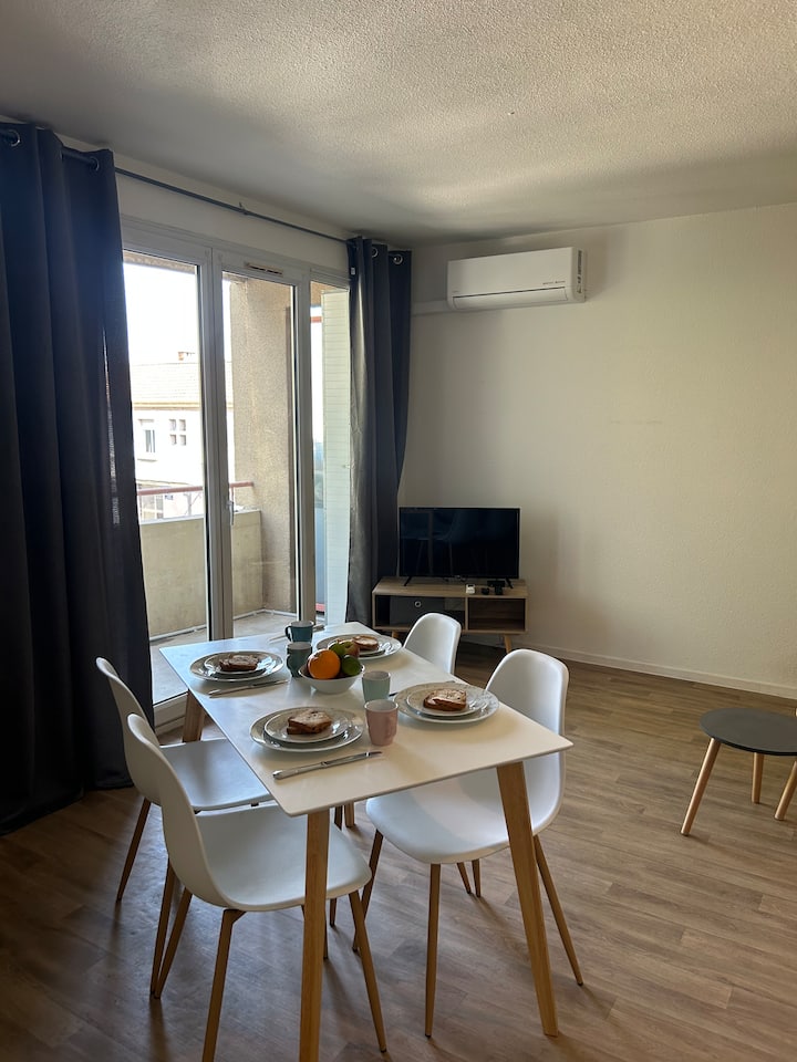 Le Nicolas : Clim, Parking Gratuit Sécurisé, Wifi - Avignon