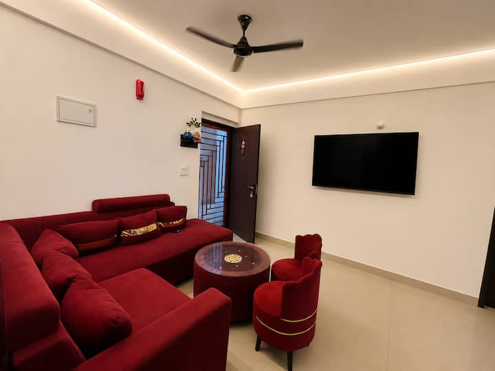 Homely Vibes | 3bhk | Near Amrita Hospital - Faridabad