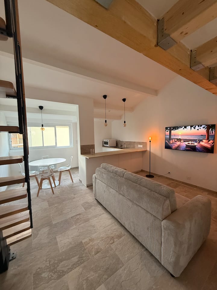 Superbe Studio Rénové Plage à 200 M - ナルボンヌ