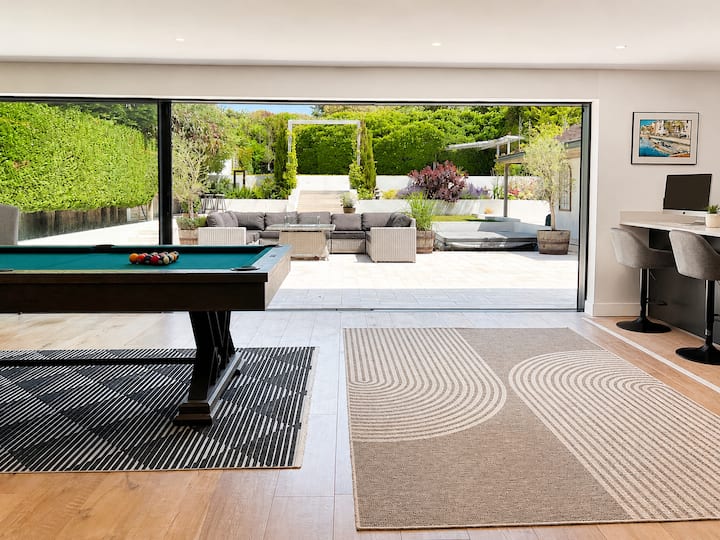 Olive Lodge | Heated Pool & Luxury 4-bed Stay - Rottingdean