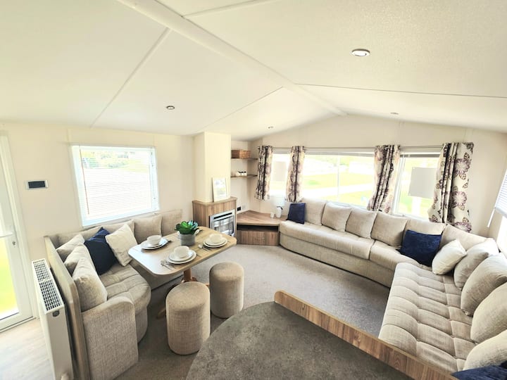 Family & Dog-friendly Caravan Near Crantock Beach - Newquay