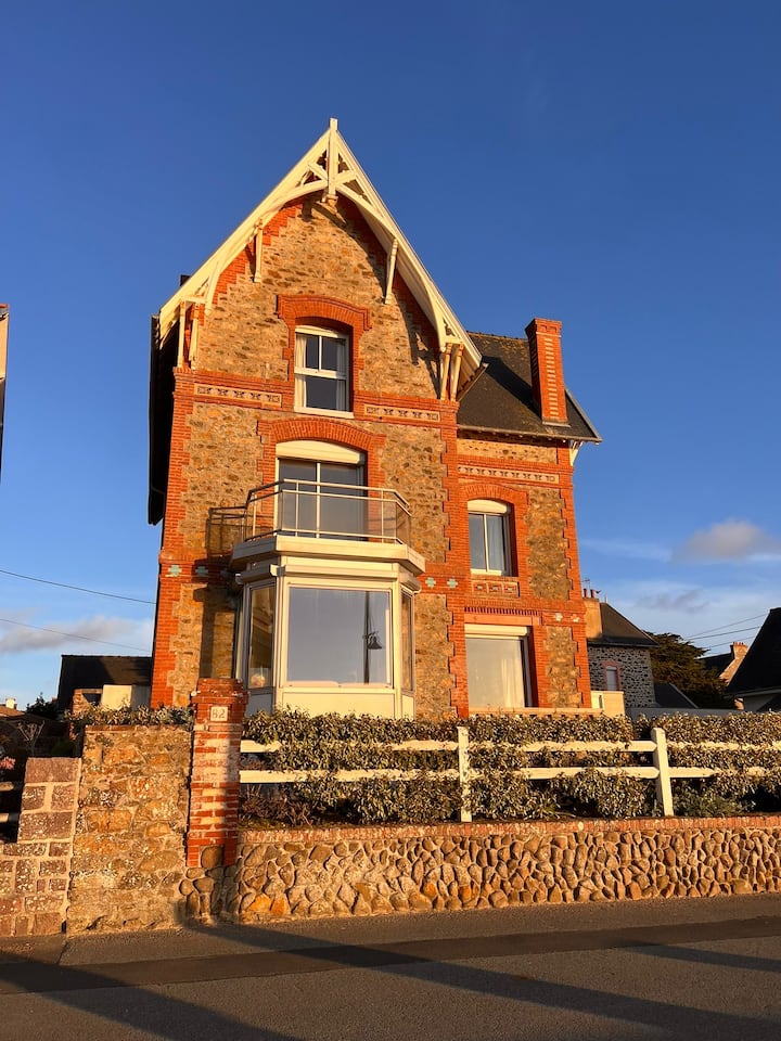 Villa Familiale Sur La Digue - Erquy