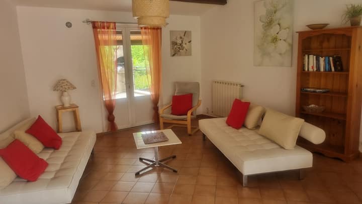 Appartement Au 1er éTage D'une Maison De Village - Mont Ventoux